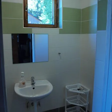 Holiday home Gemutliches Blockhaus Am Moldaustausee *